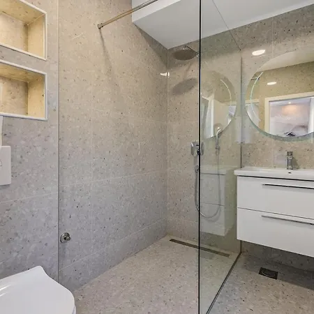 Lukas With 44m2 Pool In Makarska Hinterland Villa Gornji Vinjani